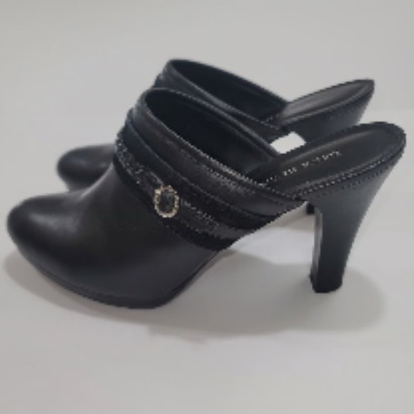 Dana Buchman Lane High Heel Mules Sz 8.5M Black Buckle Accent Dressy Shoes - Picture 2 of 3